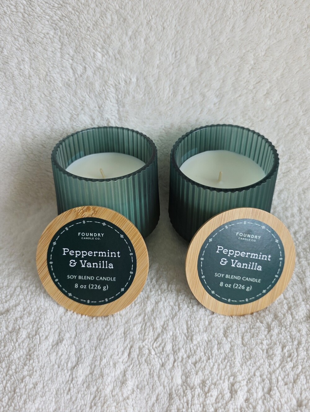 New Peppermint Vanilla soy blend Ribbed Glass Candle 8 oz with Wood Lid set of 2